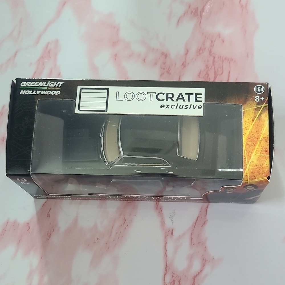NIB Greenlight 1967 Chevrolet Impala Sport Sedan Die-Cast Model Loot Crate - Picture 2 of 8